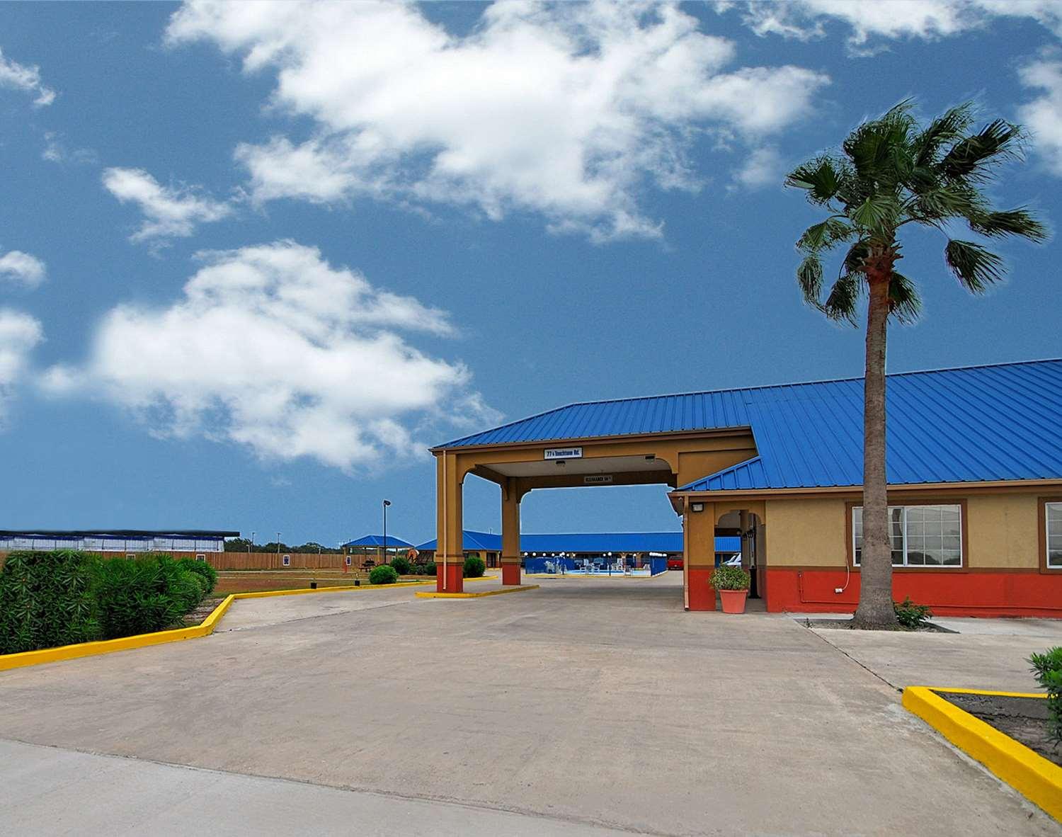 Americas Best Value Inn Sinton מראה חיצוני תמונה