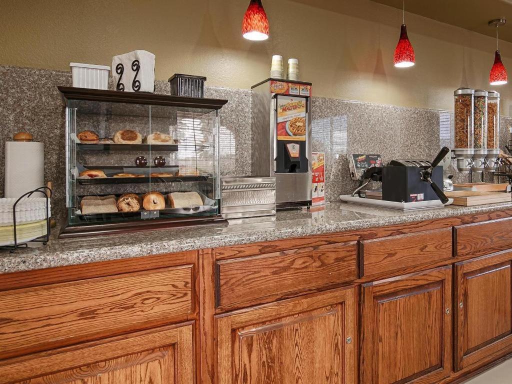 Americas Best Value Inn Sinton מראה חיצוני תמונה